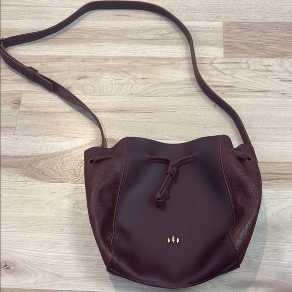 Handbags - Portland Leather Cognac Nest Crossbody Bag NWOT